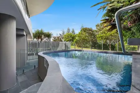 Breeze Mooloolaba - 9