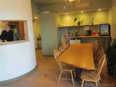 Qupqugiaq Inn - 11
