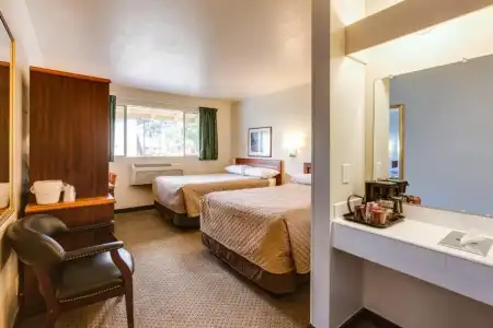 Coachman Inn - 31