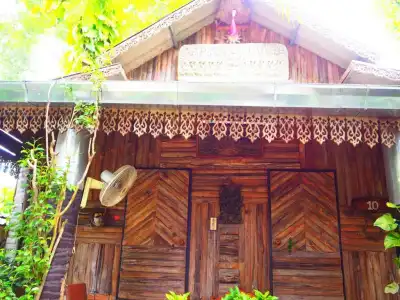 Three J Guesthouse - 35