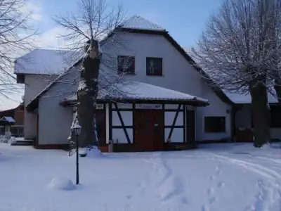 & Restaurant Lindengarten - 14