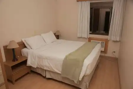London Class Suites - 5