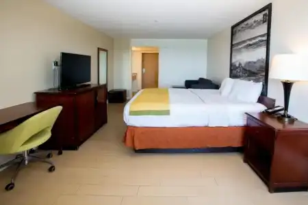 Super 8 By Wyndham Virginia Beach Oceanfront - 33