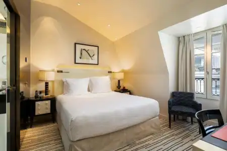 Hôtel Montaigne - 27