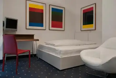 Kunsthof - 77