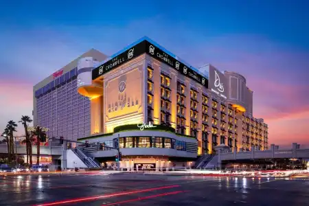 The Cromwell - 20