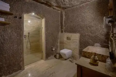 Hera Cave Suites - 92