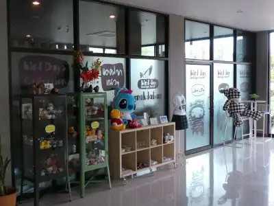Bird Day Boutique - 18
