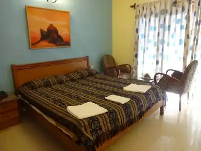 Renzo's Inn - 13