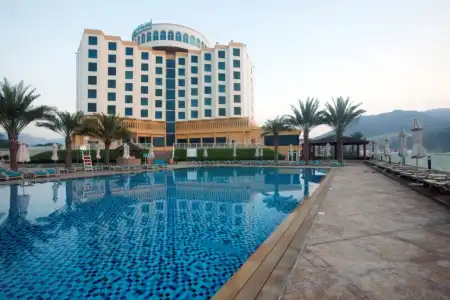 Oceanic Khorfakkan Resort & Spa - 2