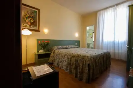 Savoia E Campana - 48