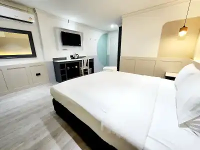 SEATEL Phuket Patong Beach - 50