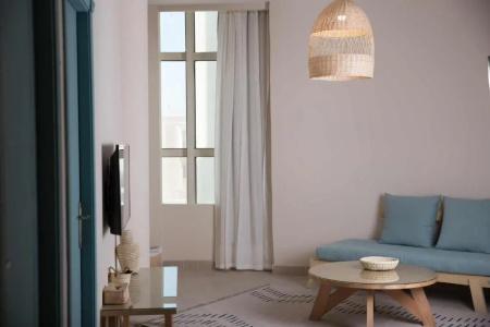 Redcon Suites - 358