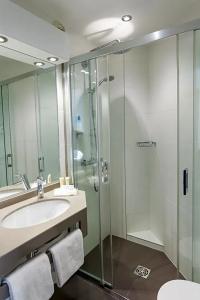 Best Western Plus Carlton - 96