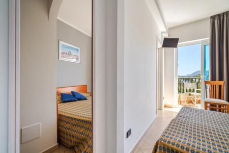 Carlton Riviera - 19