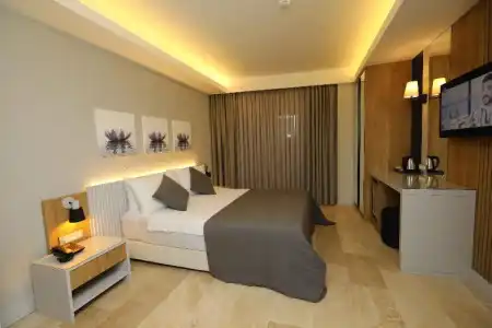 Ariel Alaçatı - 19