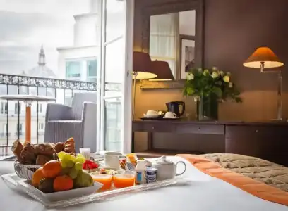 Le 12 - 6