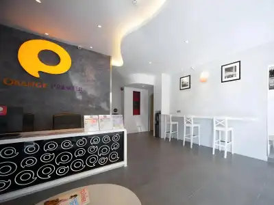 OYO 278 Orange Premier - 13