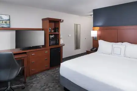Courtyard by Marriott Austin Parmer/Tech Ridge - 21