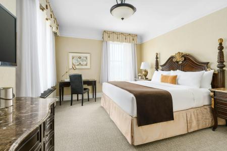 The Lucerne - 16