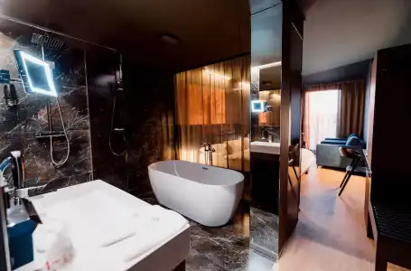 BOUTIQUE11 with rooftop SPA - 60