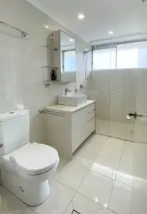 Baronnet Apartments - 108