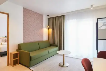 Mercure Avignon TGV et Spa - 51