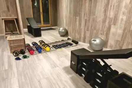 BOUTIQUE Entry E - 14