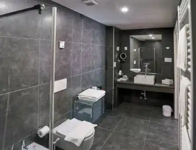 Al Campanile - Luxury Suites & Apartments - 57