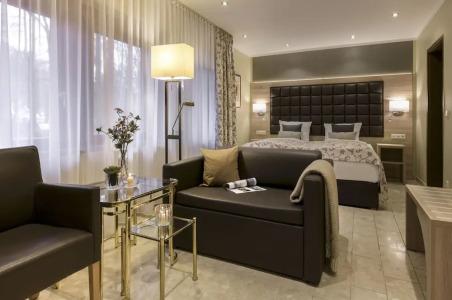 Hotel-Restaurant Barbarossahof - 134