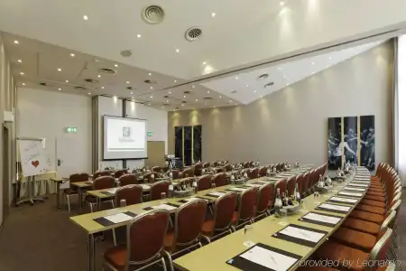 Holiday Inn STUTTGART by IHG - 13