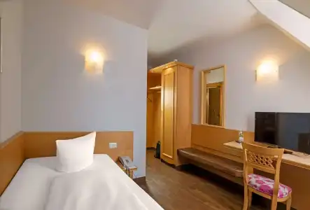 Drexel's Parkhotel - 2