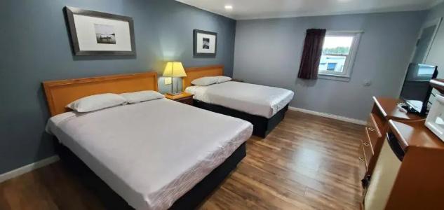 Travelers Inn - 34