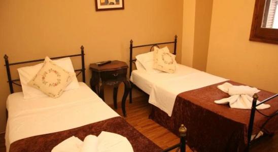 Lefkara & Restaurant - 5