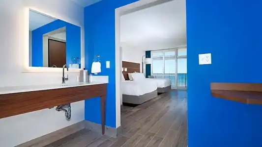 Holiday Inn Express & Suites Panama City Beach - Beachfront by IHG - 103