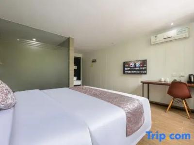 City Wanyi - 40