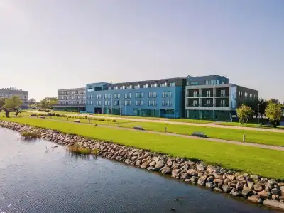 Ö Seaside Suites & Spa - 39