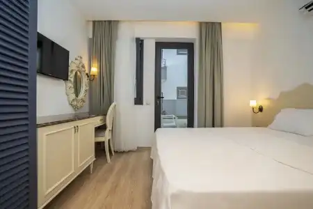 Channel Suites - 3
