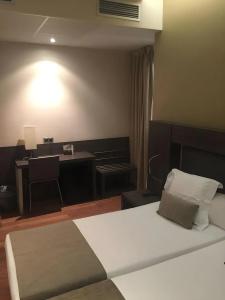 Oasis - 32
