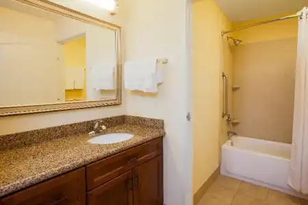 Staybridge Suites El Paso Airport by IHG - 117