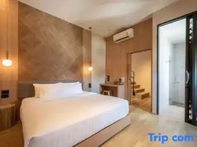 Shan Villas Sukhumvit - 390