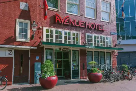 Avenue - 0