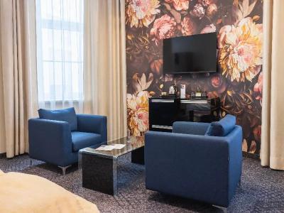HiLight Suites - 107