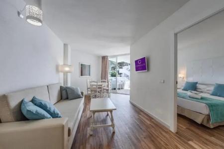 FERGUS Style Cala Blanca Suites - 43