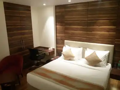 Connaught Royale - 2