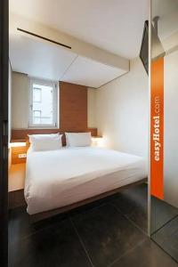 easyBerlin Hackescher Markt - 8