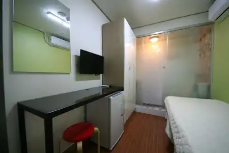 Star Guest House - 46