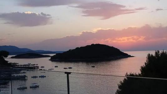 King Ksamil - 69