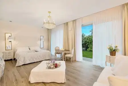 Dreams Guest House - 157