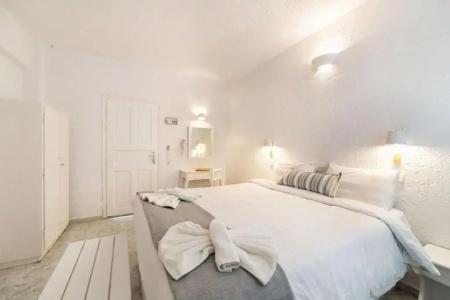 Artemis Suites - 105